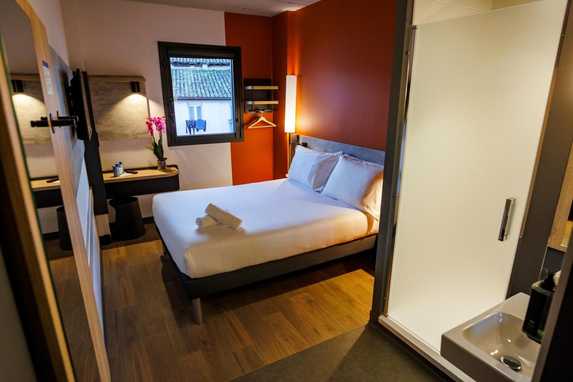 Ibis Budget Logrono Centro Exterior foto