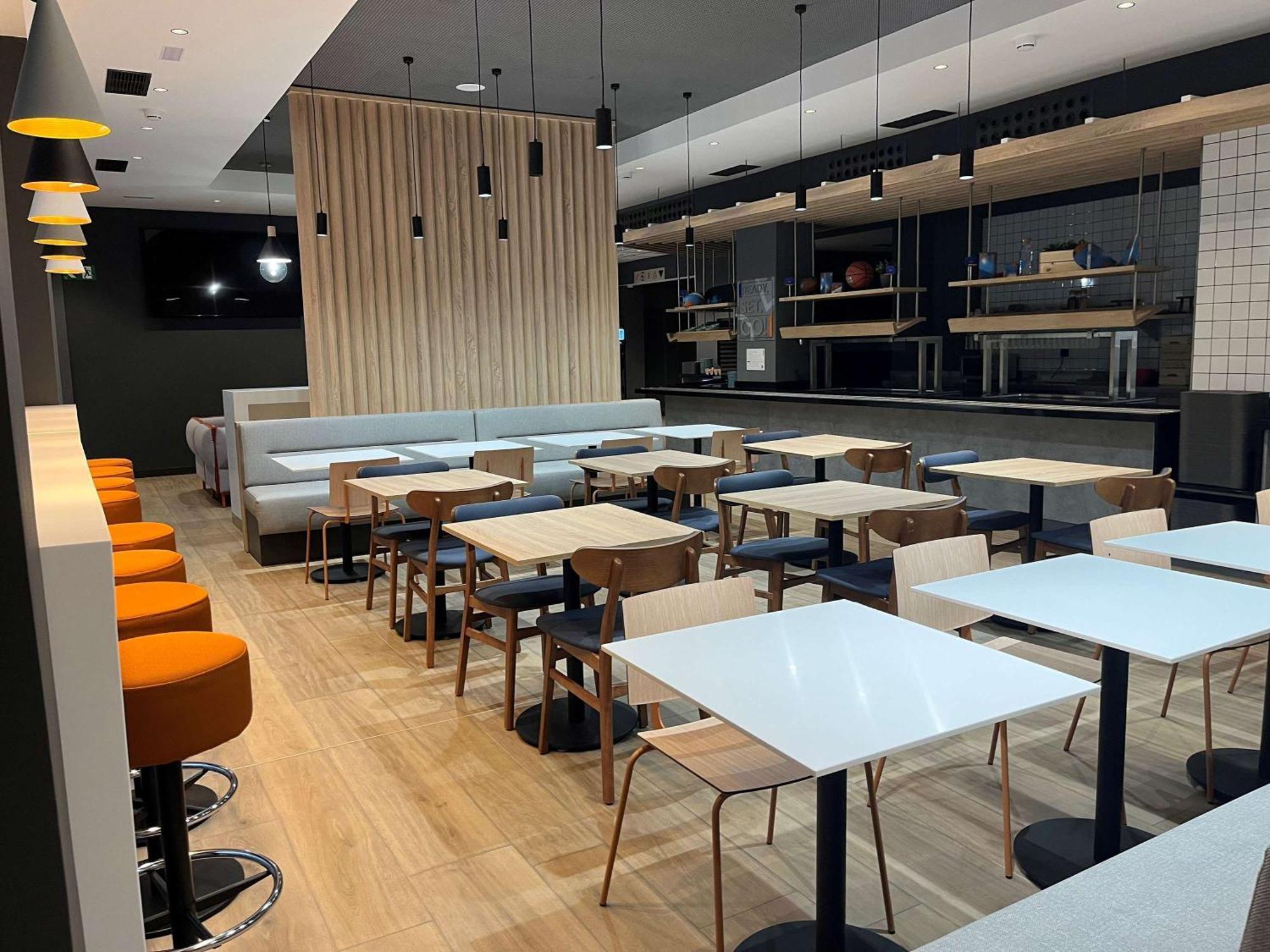 Ibis Budget Logrono Centro Exterior foto